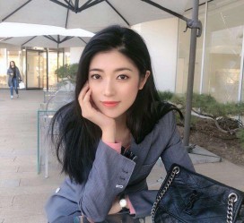 岑溪兼职商务模特在线旁观的简单介绍
