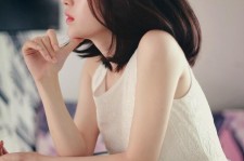 岑溪爱摄影逃求时髦模特一兼职(时髦多气概兼职网拍)