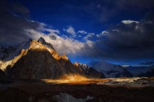 岑溪伴游中国最好的风景已经在路上(旅游一路上的风景)
