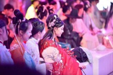 岑溪汉服模特兼职(想做汉服模特去哪里找)