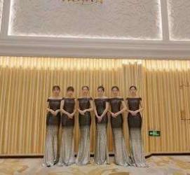 岑溪杭州模特礼节兼职群(杭州兼职商务模特经纪人微信)