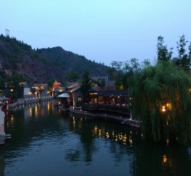 岑溪古北水镇攻略(古北水镇温泉攻略)