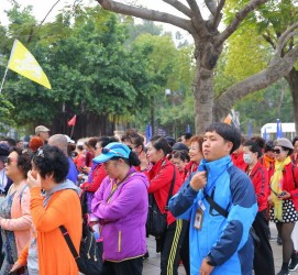 岑溪私人伴游是什么 杭州一女大学生出租自己做陪游 每天收费千元