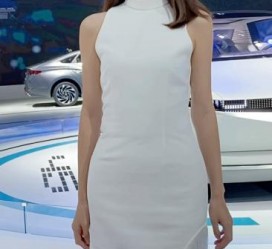 岑溪梦到本身做兼职模特(梦到本身做兼职模特工做)