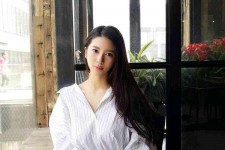 岑溪女友兼职模特的小说(女友兼职模特的小说保举)