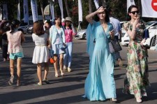 岑溪上海商务伴游男雇用(上海雇用高端伴游一天20万)
