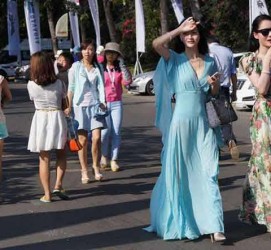 岑溪上海商务伴游男雇用(上海雇用高端伴游一天20万)