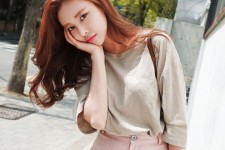 岑溪韩国女模特(韩国女模特泳装表寅)