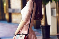岑溪中国女模特(上世纪80年代中国女模特)