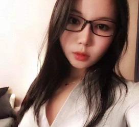 岑溪姑娘在西安一模特公司做兼职的简单介绍