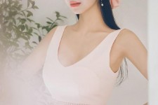 岑溪关于大胸模特的信息