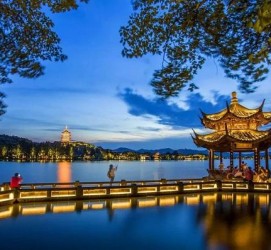 岑溪游遍中国伴游网(旅游伴游中国)