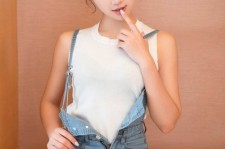 岑溪包含上海兼职女伴游模特预约小薇微信的词条