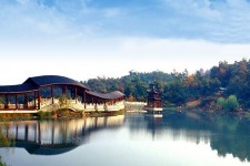 岑溪景点介绍(景点介绍模板)