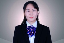 岑溪商务伴游招聘 微信群里应聘日薪2万“商务伴游” ，女孩人财两失！