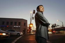 岑溪上海私人伴游 赵伟：洛杉矶的“福尔摩斯”