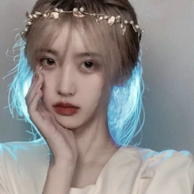 岑溪伴游女生赵婉晴的资料
