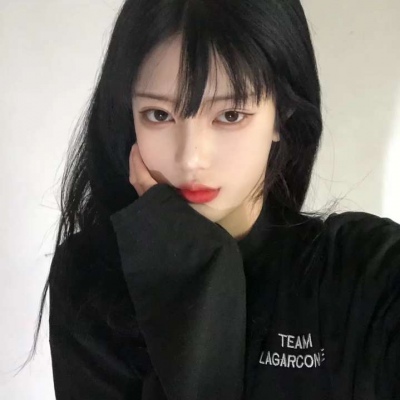 岑溪伴游女生张黎嗳的资料