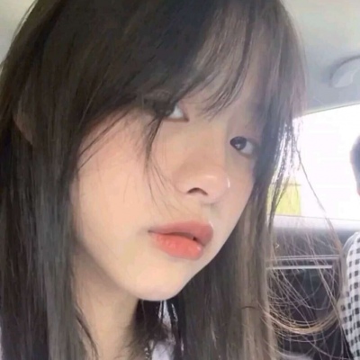 岑溪伴游女生周玉洁的资料