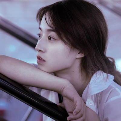 岑溪伴游女生沈清梧的资料