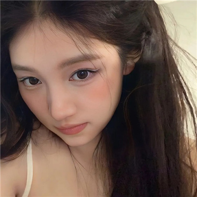 岑溪伴游女生张末薇的资料