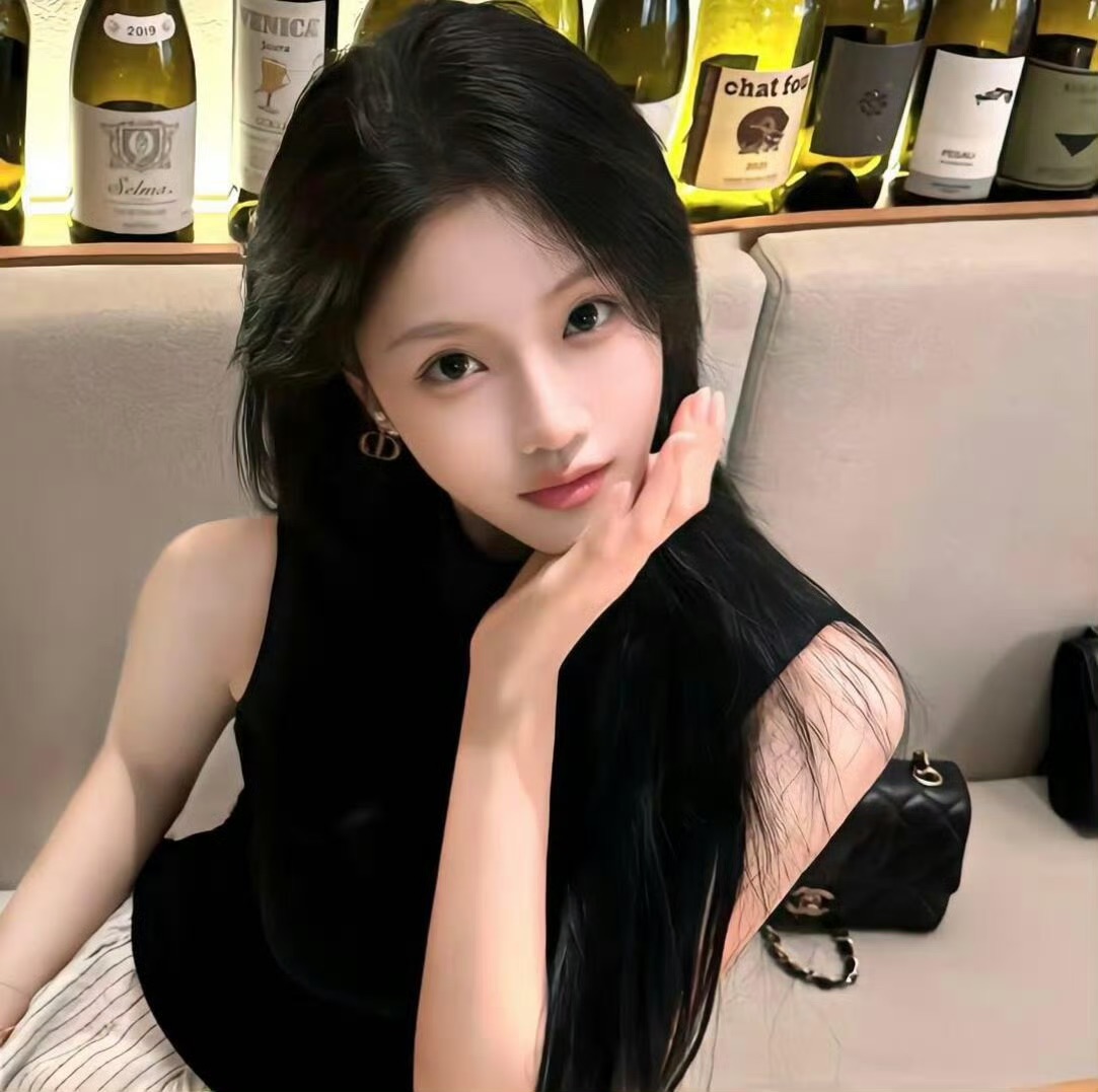 岑溪伴游女生阚梦蕊的资料
