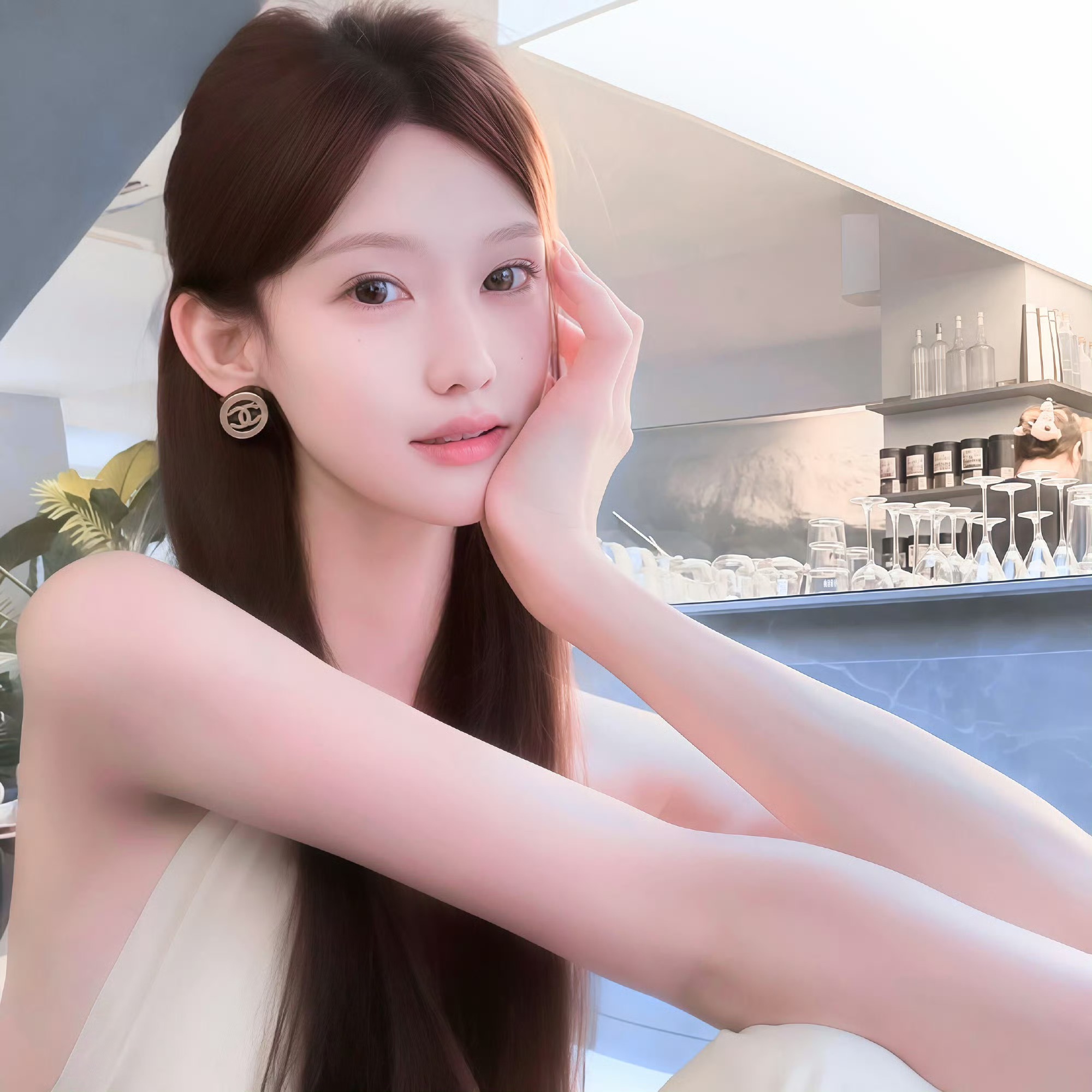 岑溪伴游女生林杨的资料