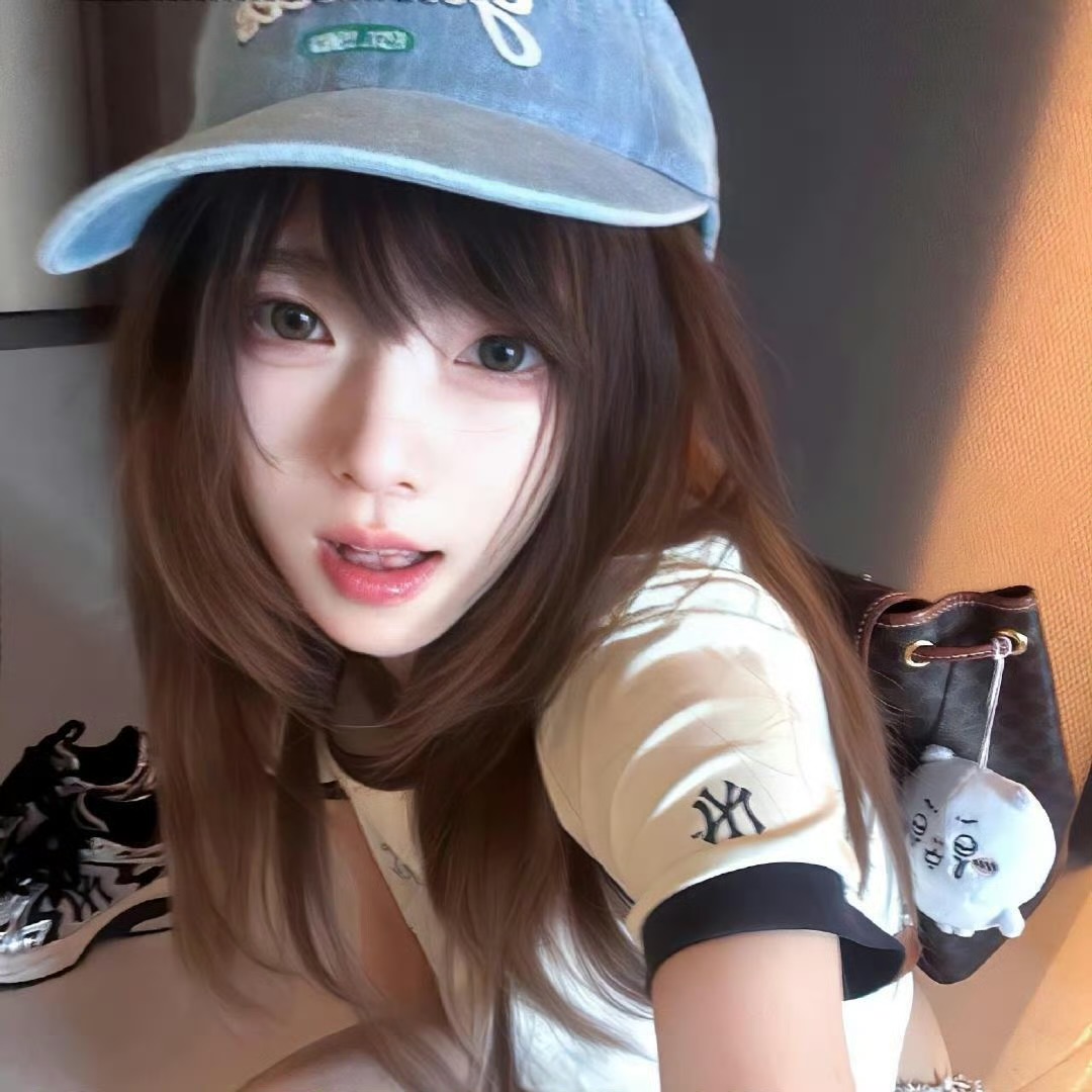岑溪伴游女生 | 小鹿 🦌的资料